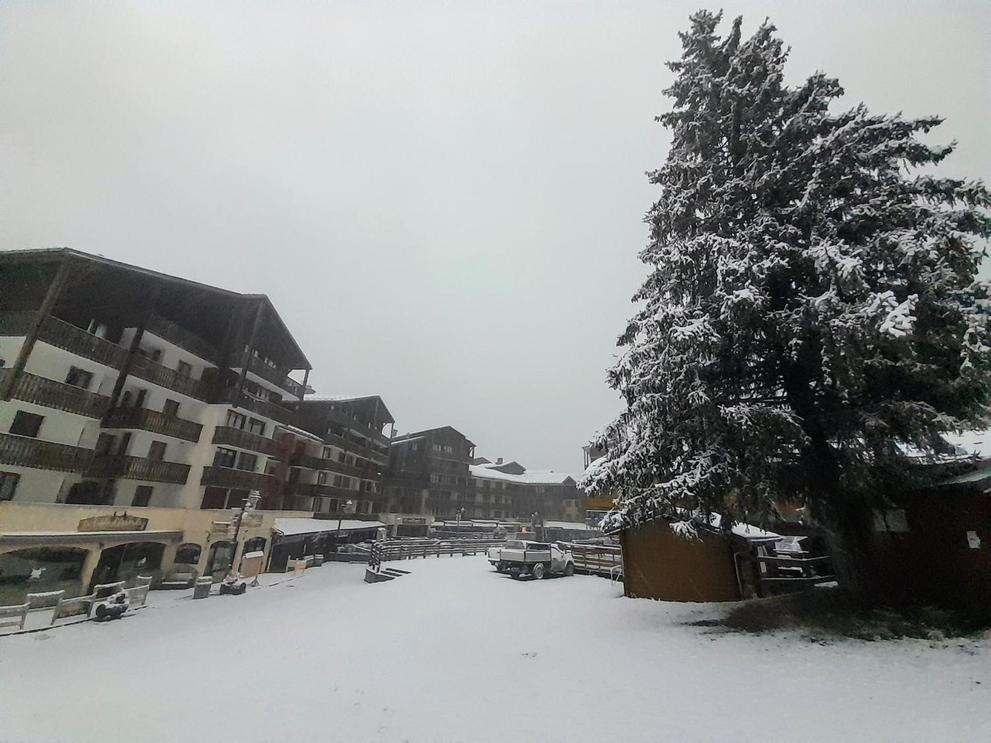 מודן Magnifique Studio Au Pied Du Telecabine D'Arrondaz Et Des Pistes De Ski מראה חיצוני תמונה